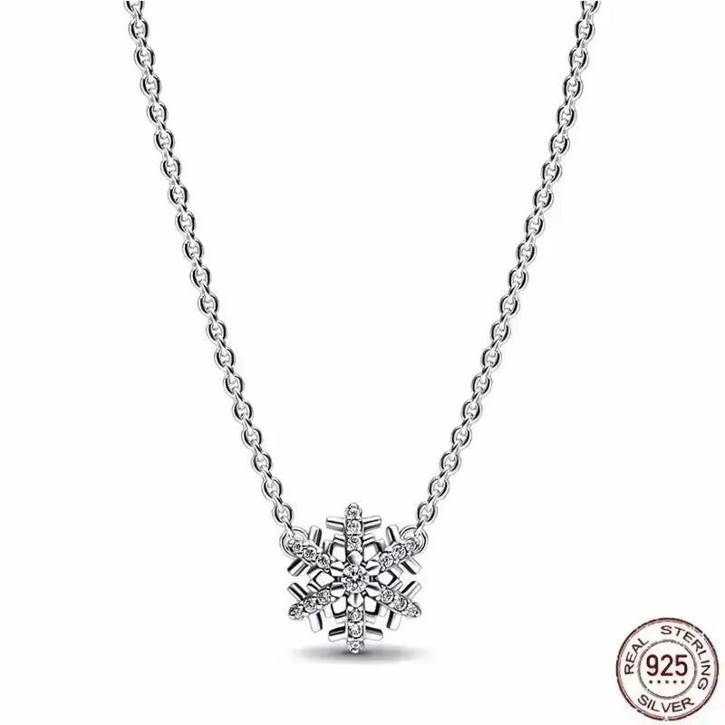 Elegant jewelry piece heart necklace for women